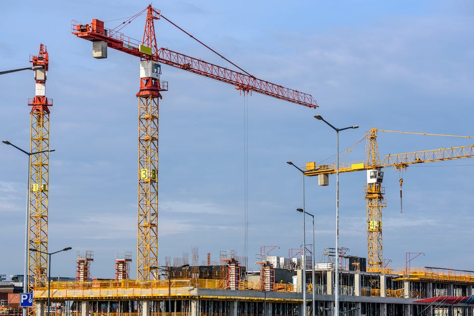 Choosing the Ultimate Right Contractor Management Software for Your Construction Company in 2023